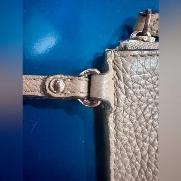 👜Michael by Michael Kors Wristlet👜 - Picture 5 of 7